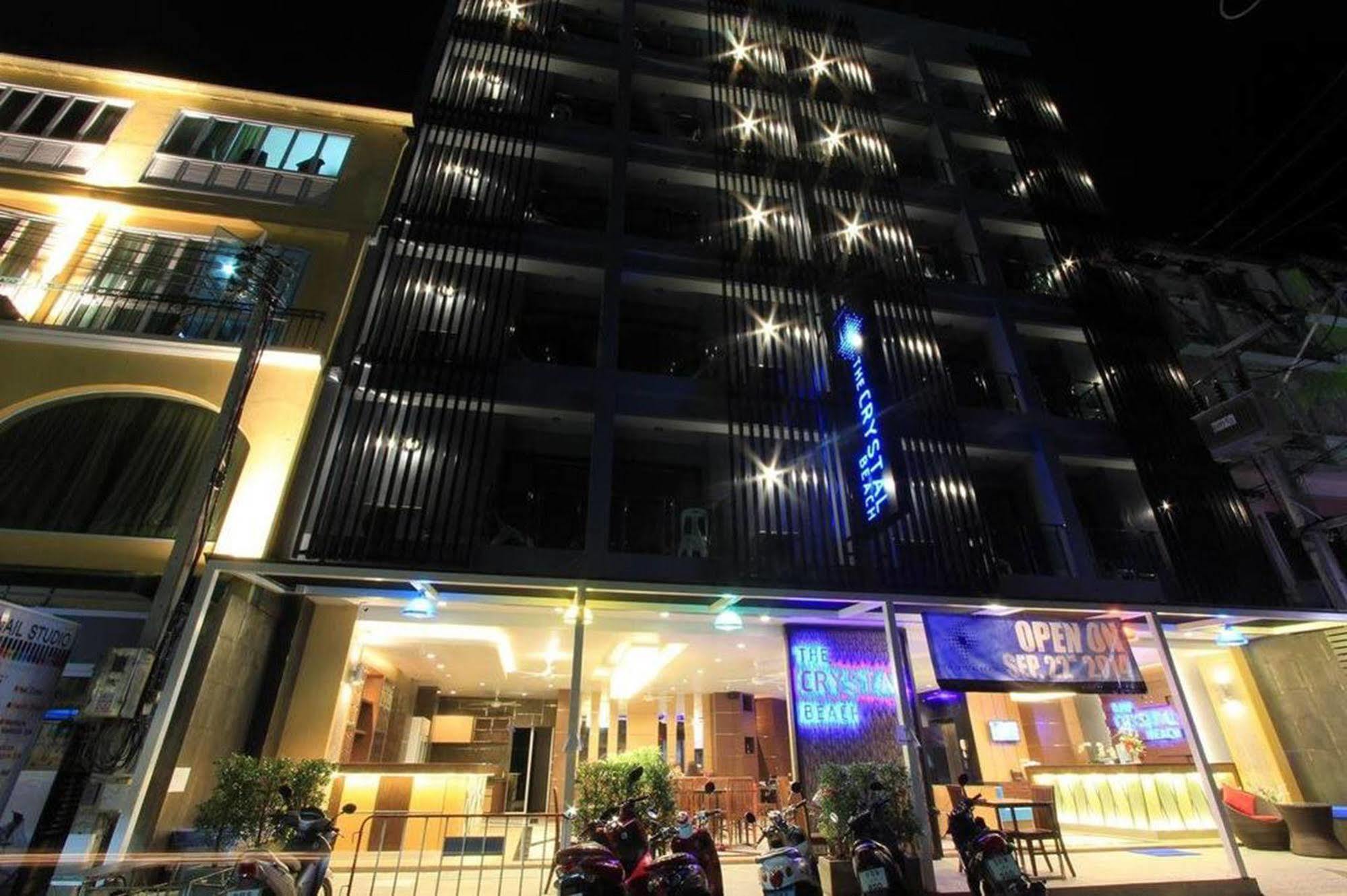 The Crystal Beach Hotel Patong Kültér fotó